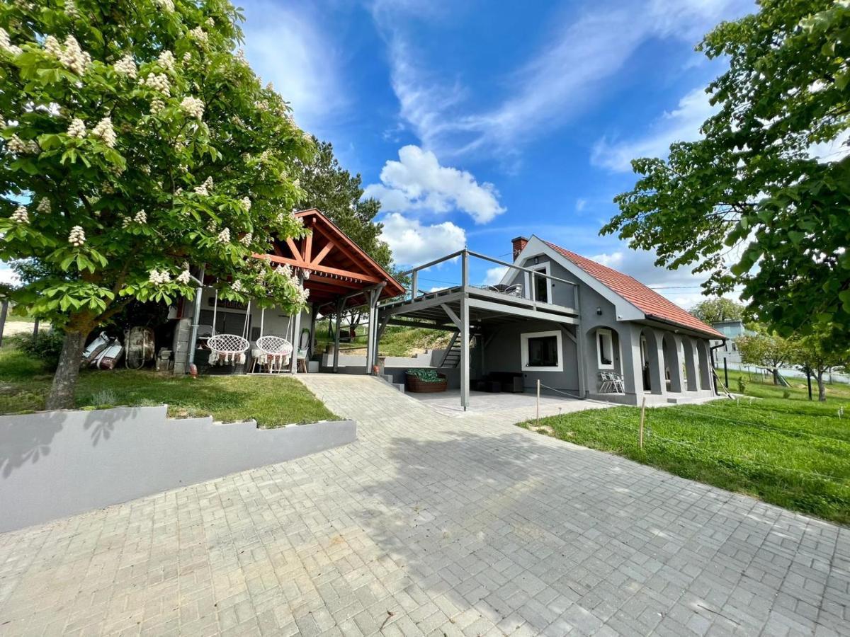 Voelgyhid Village Balaton Kőröshegy Buitenkant foto